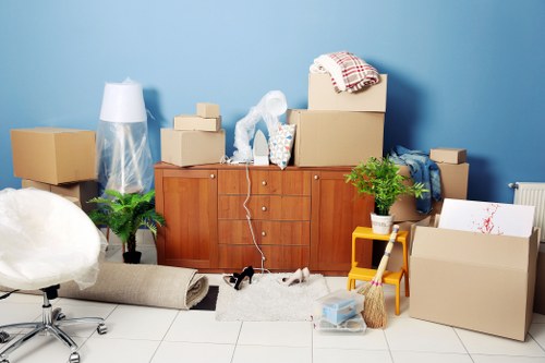 Apartment move in Tolworth with a van and moving helper