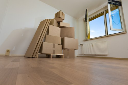 Household moving preparation for local removals in Tolworth